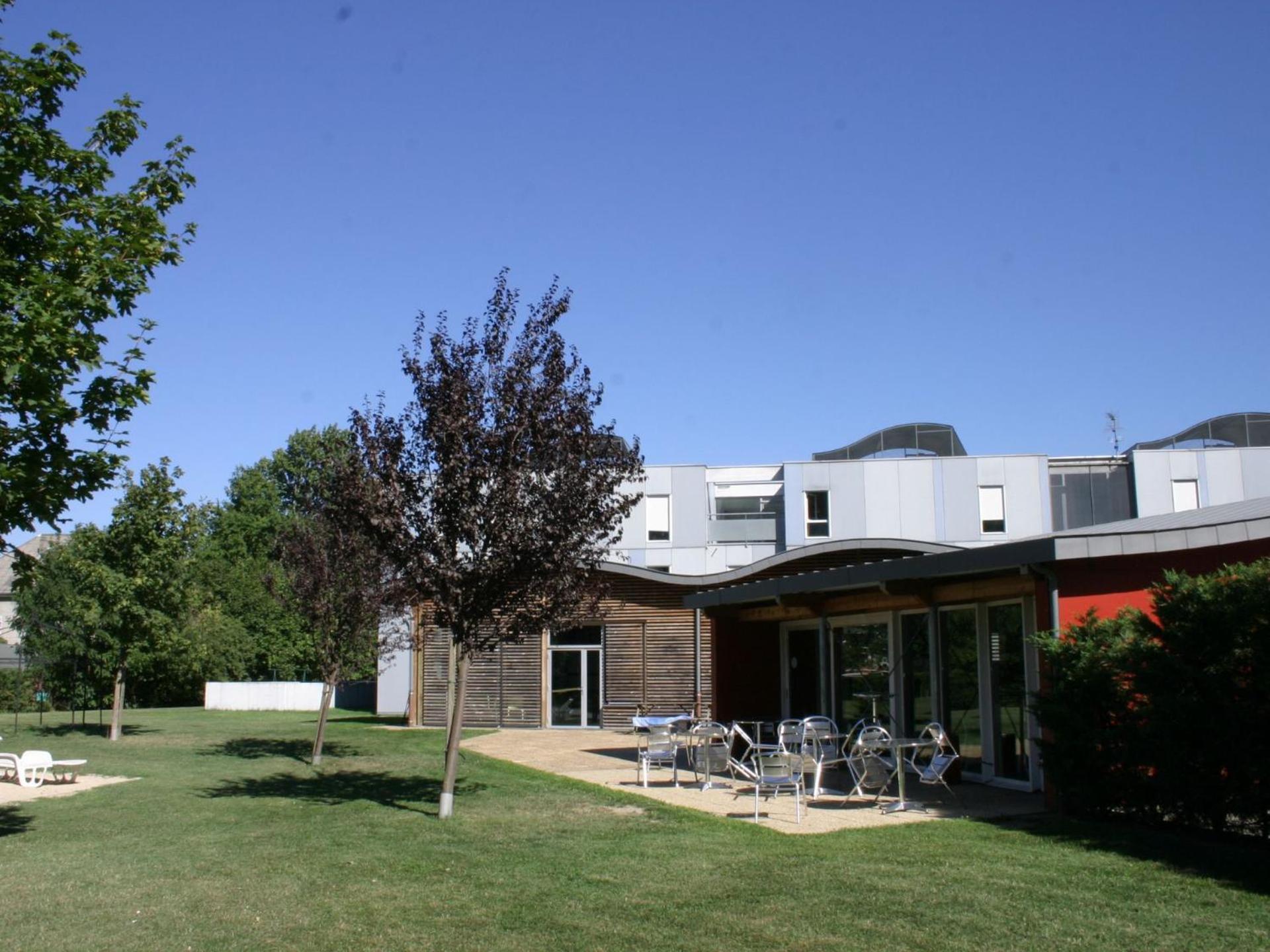 Échirolles Auberge De Jeunesse Hi Grenoble מראה חיצוני תמונה
