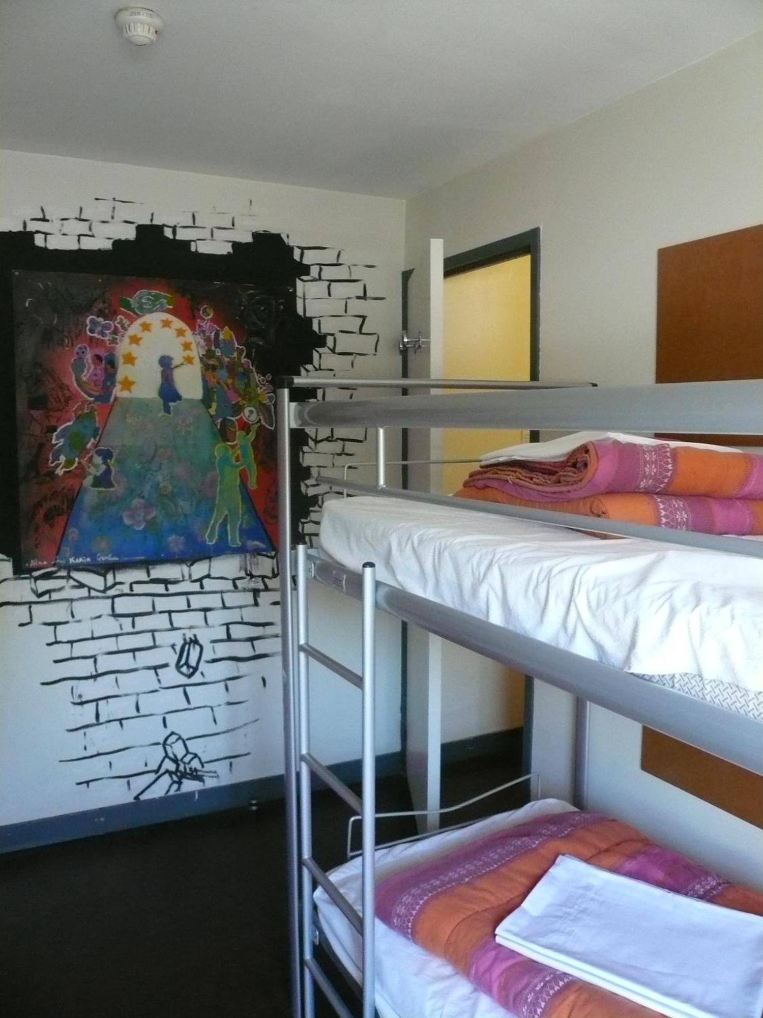 Échirolles Auberge De Jeunesse Hi Grenoble מראה חיצוני תמונה